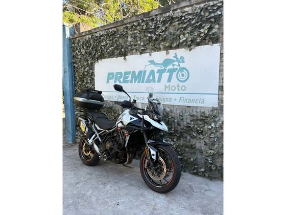 TRIUMPH TIGER 900 GT TRIUMPH TIGER 900 GT